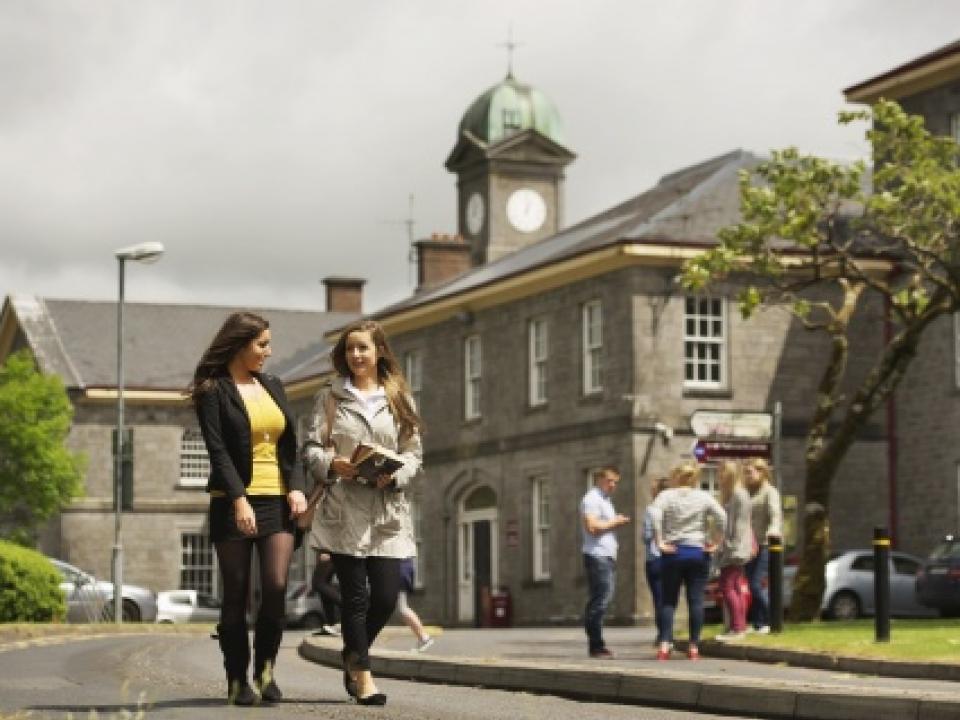 GMIT Mayo students on campus