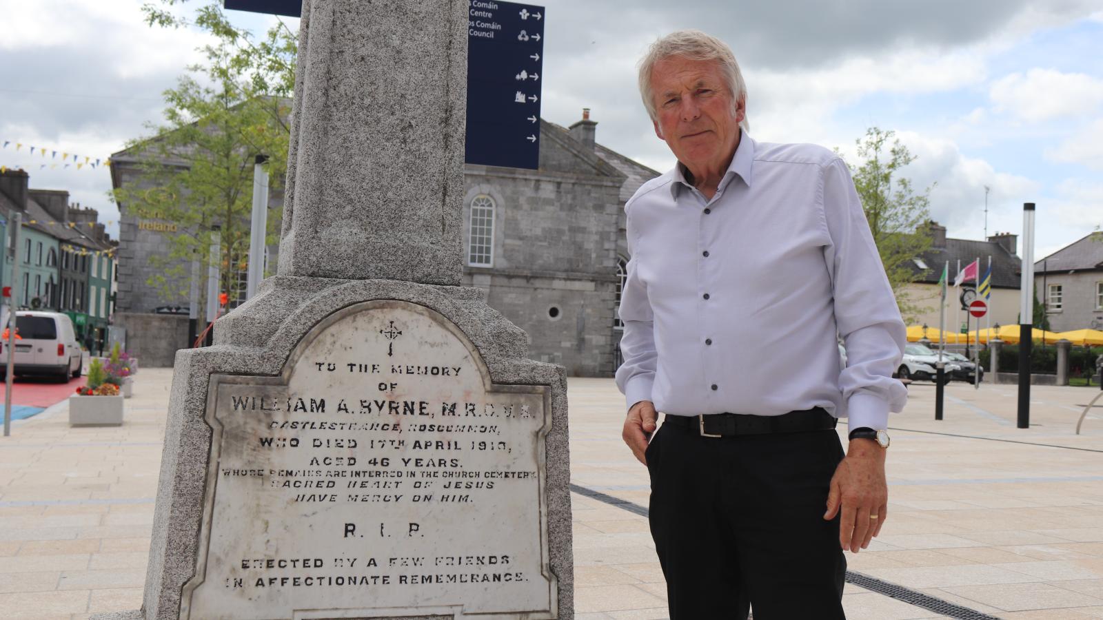 -Donal Connolly at Roscommon Town Sq memorial