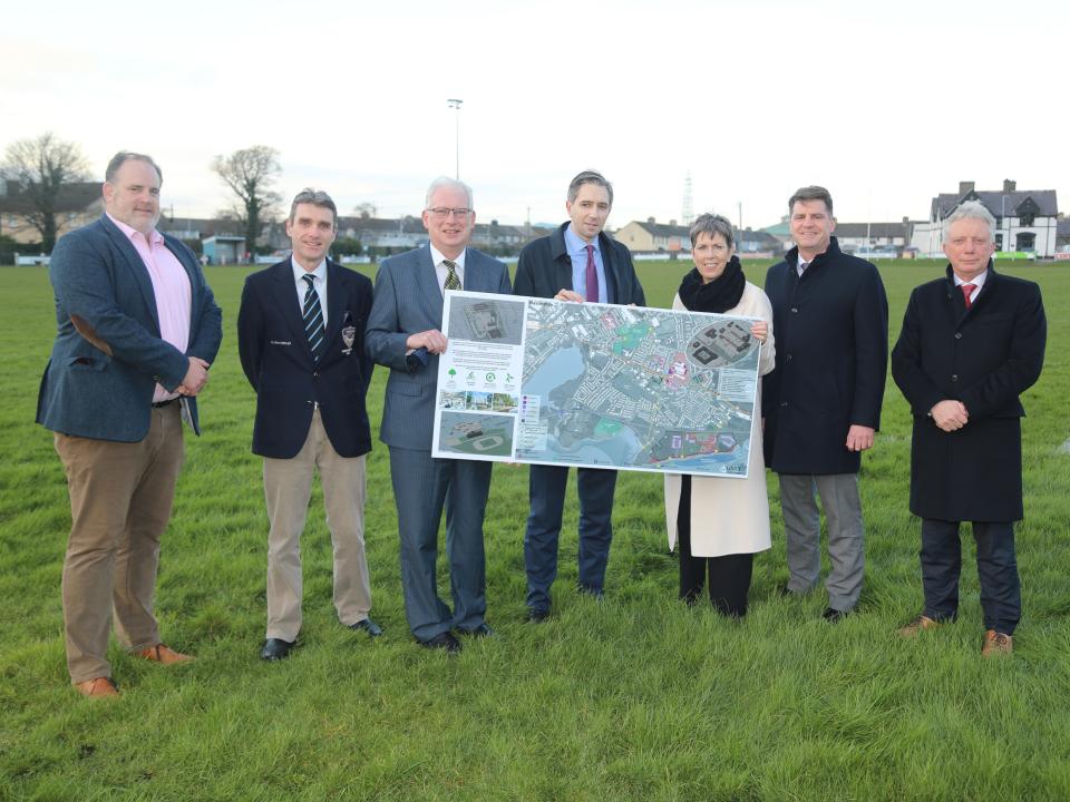 <p><span><span>L to R: Professor Graham Heaslip, Head of GMIT School of Engineering, Carl Blake, President, Galwegians RFC, Dr Des Foley, Head of GMIT School of Science & Computing, Minister Simon Harris, Dr Orla Flynn, President of GMIT, Dr Rick Officer, VP Research & Innovation, GMIT, and Jim Fennell, VP Finance & Corporate Services, GMIT. </span></span></p>
