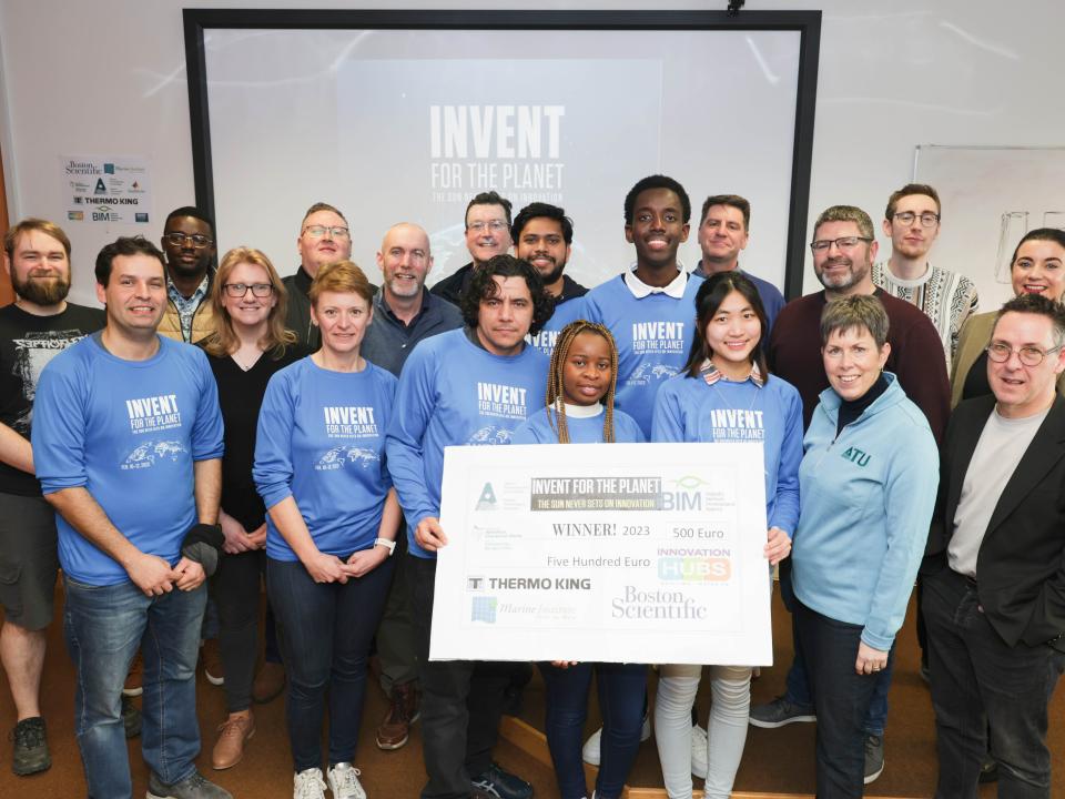 <p>The winning team “Power Up”<br />
Back row, L to R: Manuel Bruch, PhD student and event organising team, UCD; Ikechukwu Ogbu, ATU –Galway; Martin Walsh, Derek Thorton, Engineering Lecturer, ATU Galway, Dr Rick Officer, Vice President for Research and Innovation, ATU; and James Briton, PhD Student and event organising team, UCD.<br />
Middle Row, L to R: Orla Skehill, Learning Technologist, ATU; Damien Toner; Tenis Tanjan, Frank Kane, Gail Quinn, HR Leader & HRBP EMEA, Trane Technologies.<br />
Front row, L to R: Dr Jack Saad; Dr Carine Gachon, Head of Transcend and Event organising team; Edbin Ostilio Buezo Zuniga; Ontiretse Ishmael; Xing Ying Chuang; Dr Orla Flynn , ATU President.<br />
 </p>
